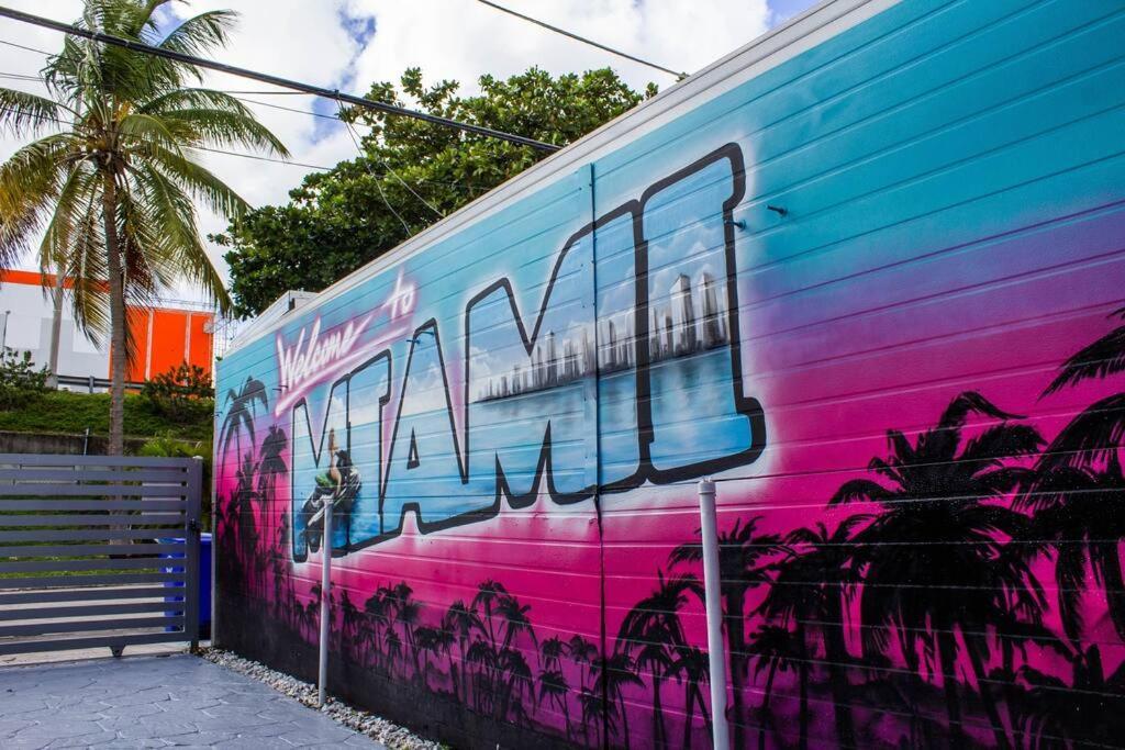 Unique Miami Art Escape W/ Hottub, Arcade & Murals Eksteriør bilde